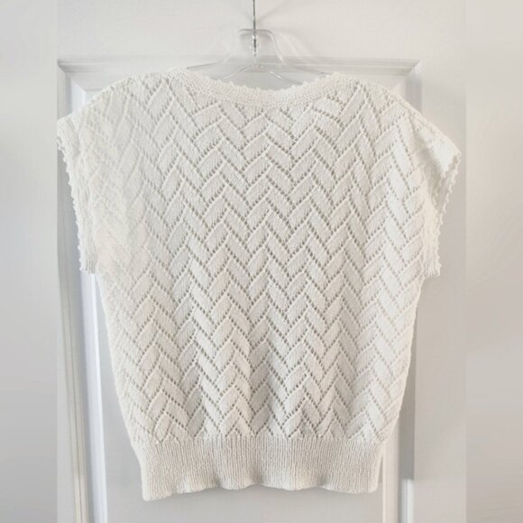 TRÏBE White Open Knit Sleeveless Sweater Size Medium - Picture 4 of 6